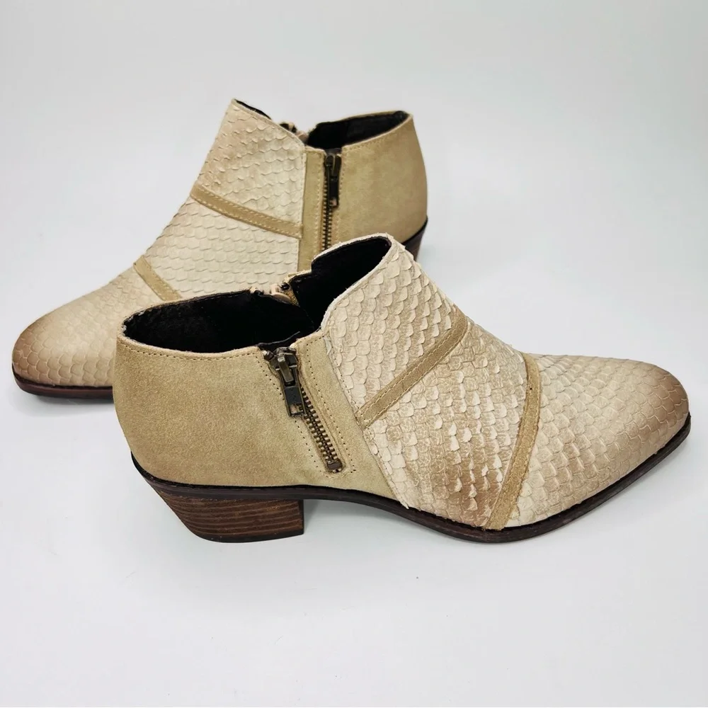 Charles By Charles David women’s size